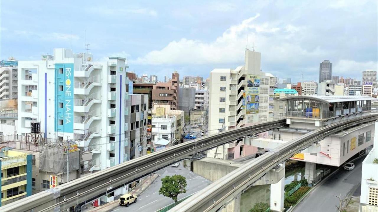 Toyoko Inn Okinawa Naha Kokusai-Dori Miebashi-Eki Екстериор снимка