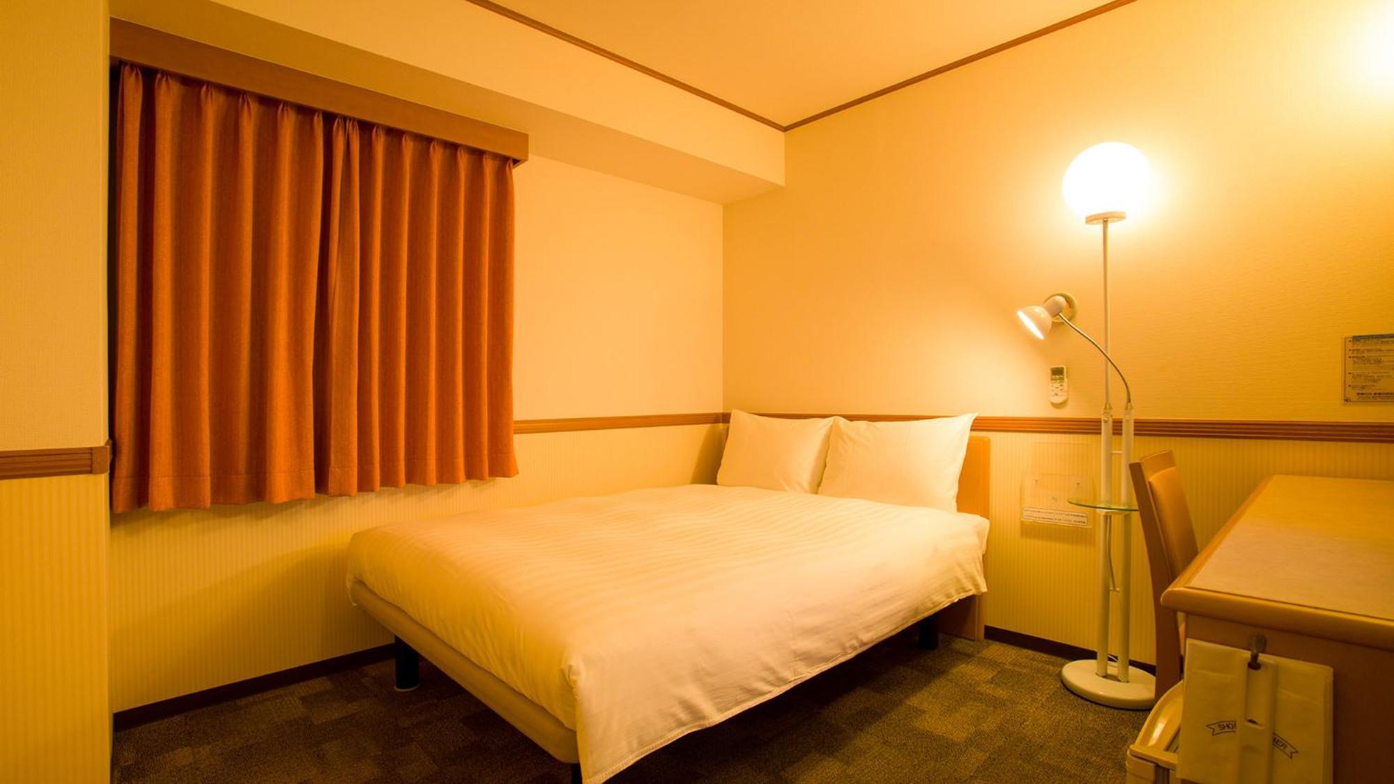 Toyoko Inn Okinawa Naha Kokusai-Dori Miebashi-Eki Стая снимка